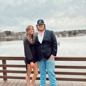 Meet your Posher, Kaitlynn